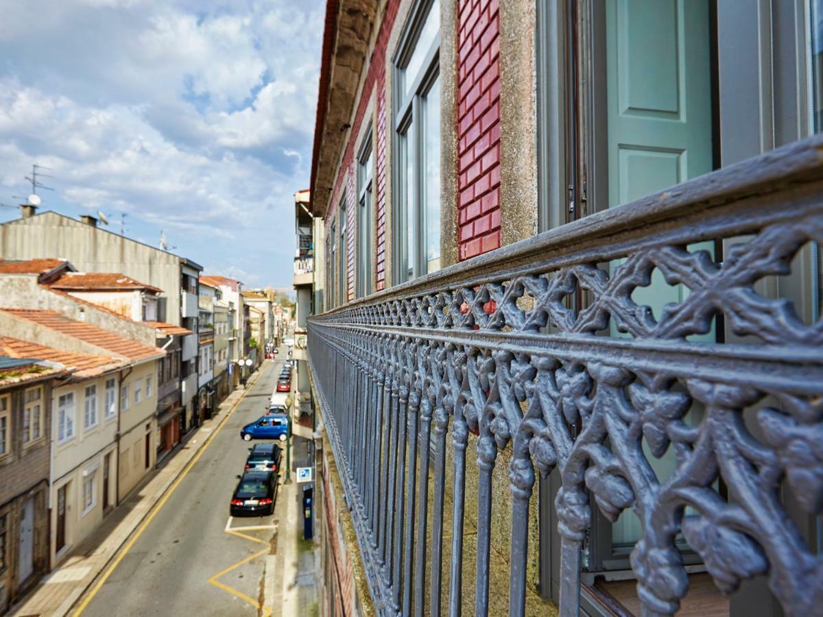 Porto Downtown Lovers Suites: Bombarda 451 Bagian luar foto