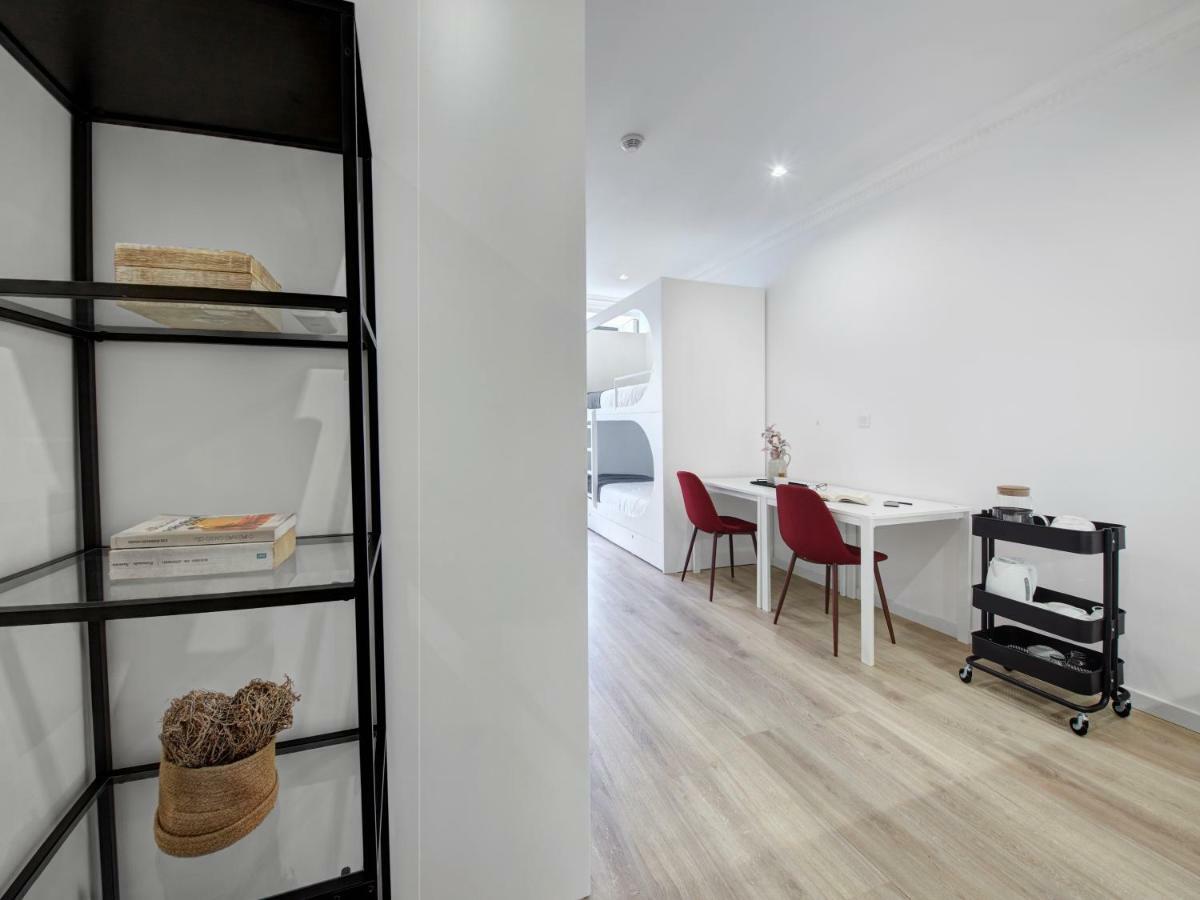Porto Downtown Lovers Suites: Bombarda 451 Bagian luar foto